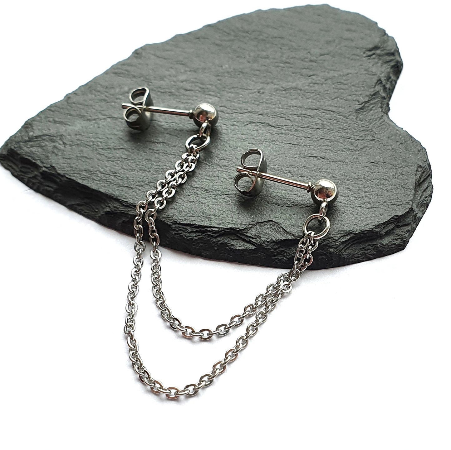 Chain cartilage earring