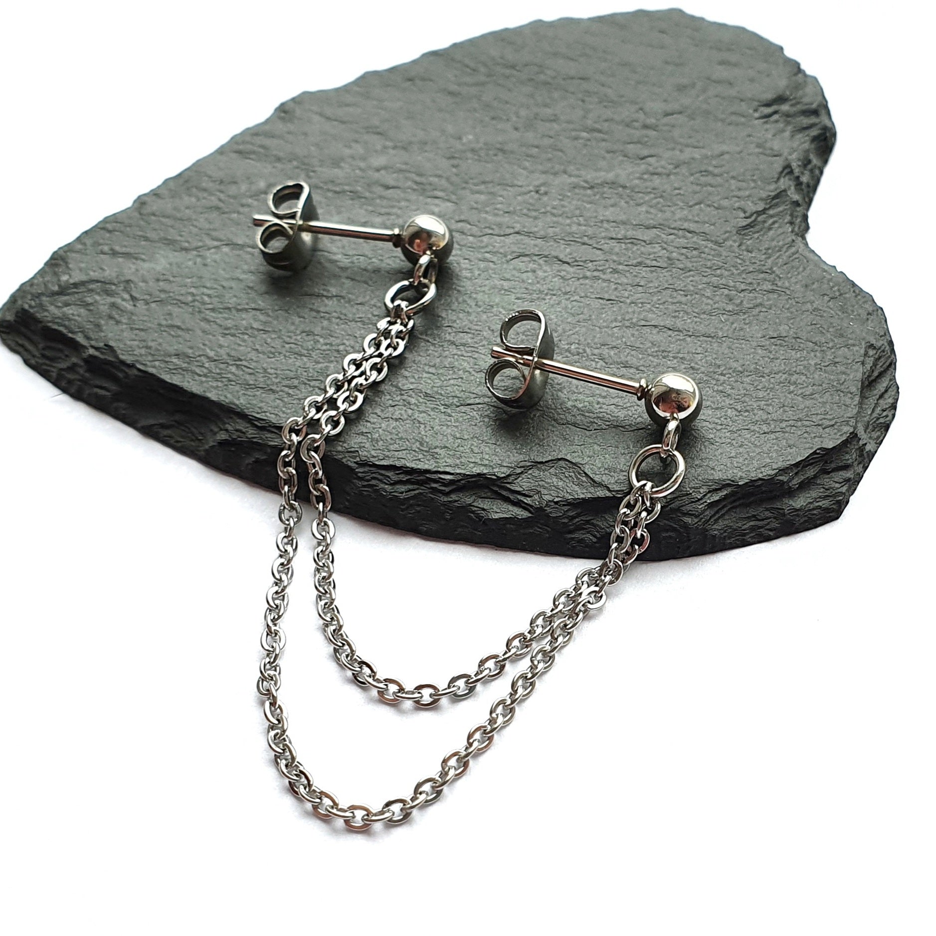 Chain cartilage earring